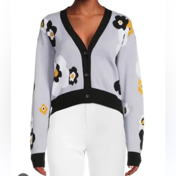 Lea & Viola Sweaters - NWT! Lea & Viola 60s Floral Dropped Shoulder V-Neck Cardigan